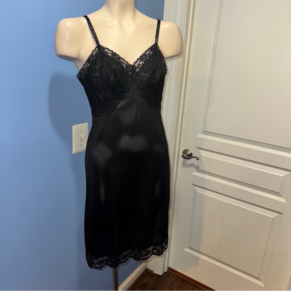 Vanity Fair Black Lace Chemise with Satin Sheen